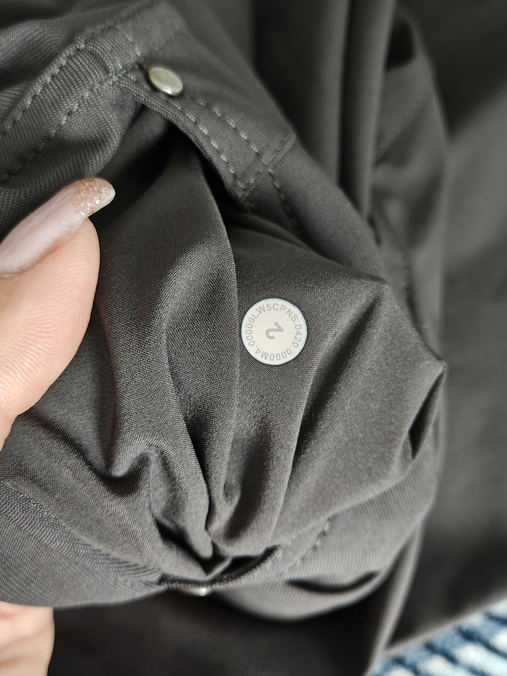 lululemon athletica Grey 🩶 Straight-Leg Pants Size 2 - Picture 9 of 12